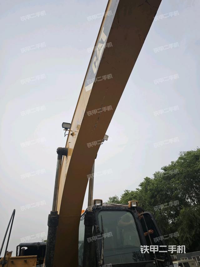 大臂整體?右側(cè)（工作和回轉(zhuǎn)裝置）