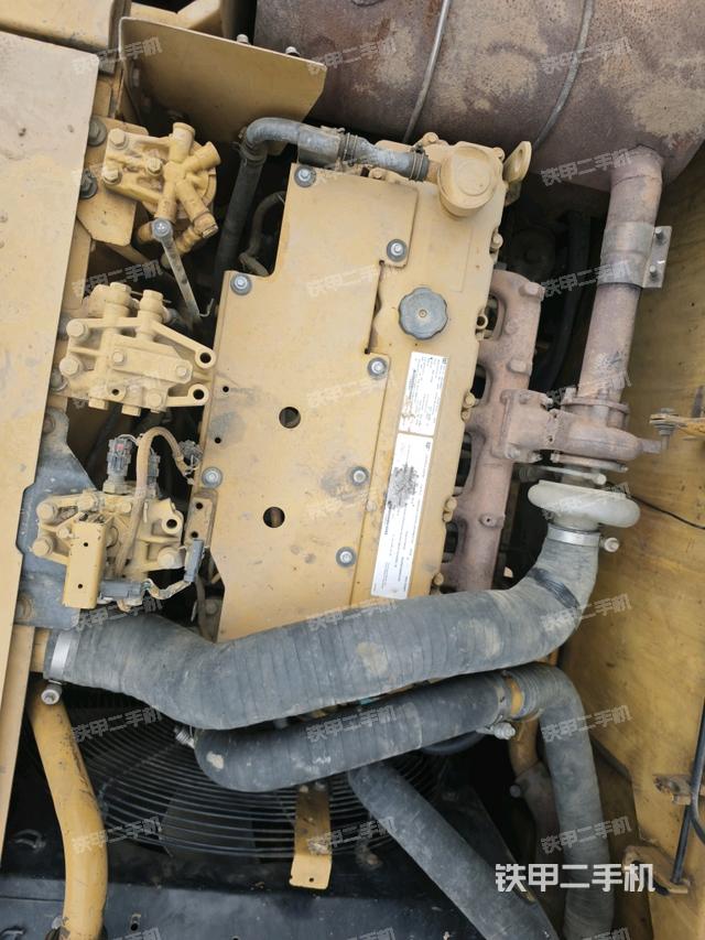 發(fā)動機(jī)室（上車部件）