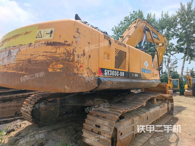 右后45(整機(jī)外觀(guān)) 右后45(整機(jī)外觀(guān))