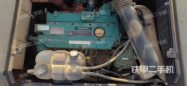 发动机整体俯视（整机外观）