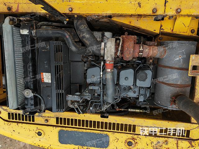 发动机整体俯视（整机外观）