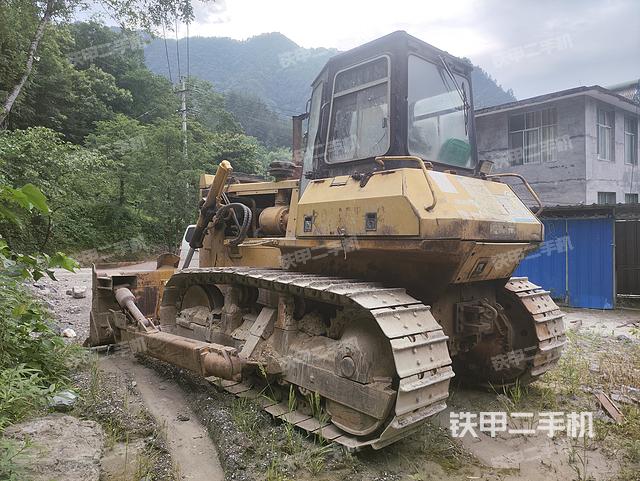 整机左侧（设备外观及核心部件）