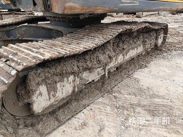 单侧履带整体（整机外观）