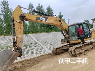 潍坊卡特彼勒323D2L挖掘机实拍图片