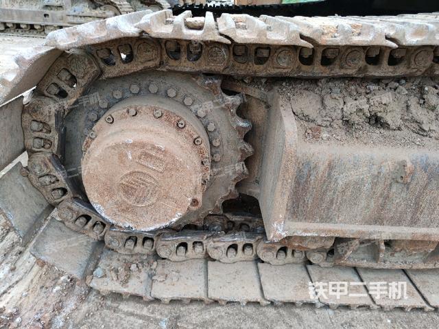 右驅(qū)動輪(行走機構(gòu)) 右驅(qū)動輪(行走機構(gòu))