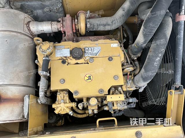 发动机整体俯视（整机外观）