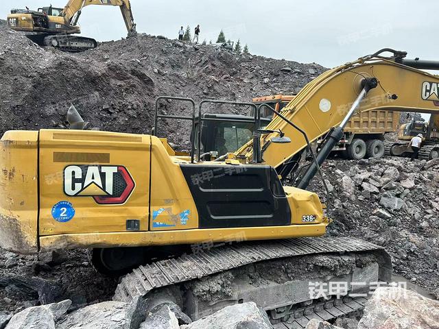 单侧履带整体（整机外观）