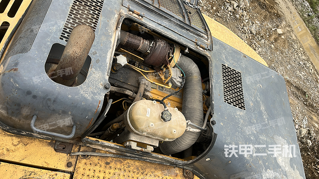 发动机整体俯视（整机外观）