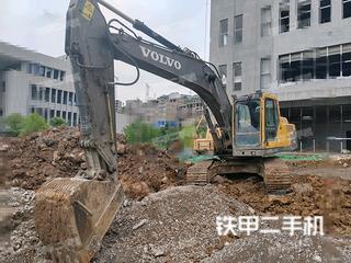巫山沃尔沃EC210B挖掘机实拍图片