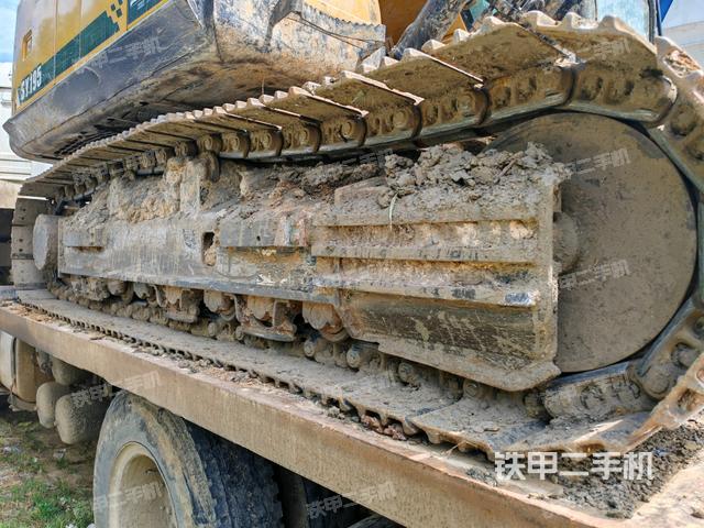 左側(cè)履帶整體?(行走機(jī)構(gòu)) 左側(cè)履帶整體?(行走機(jī)構(gòu))