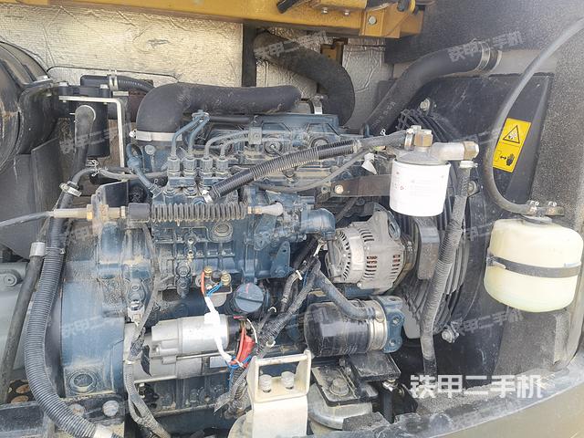 发动机整体俯视（整机外观）