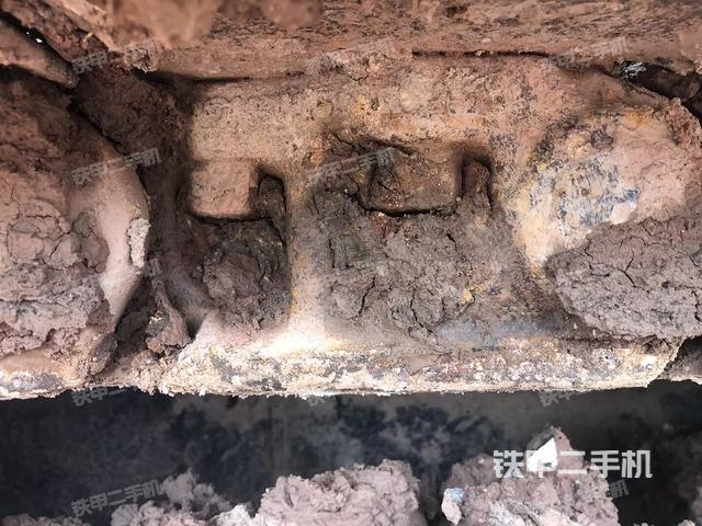 单侧履带整体（整机外观）