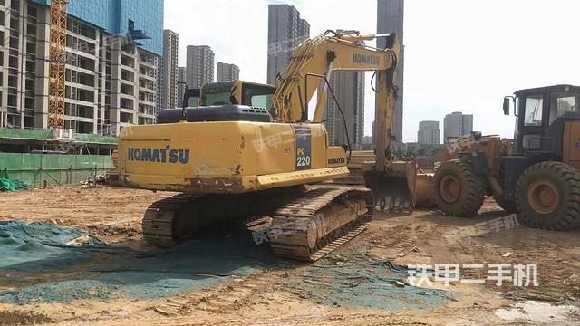 驾驶室整体（整机外观）