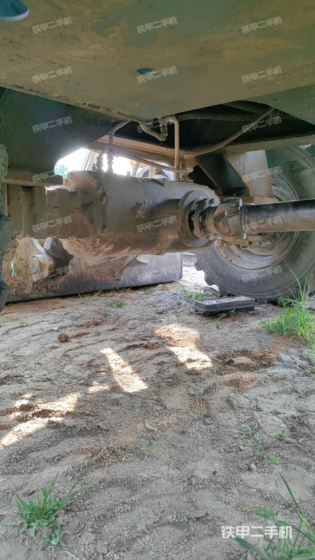 驾驶室整体（整机外观）