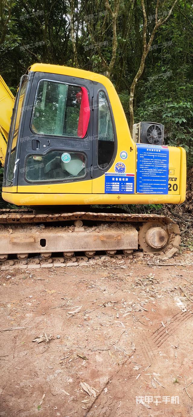 驾驶室整体（整机外观）