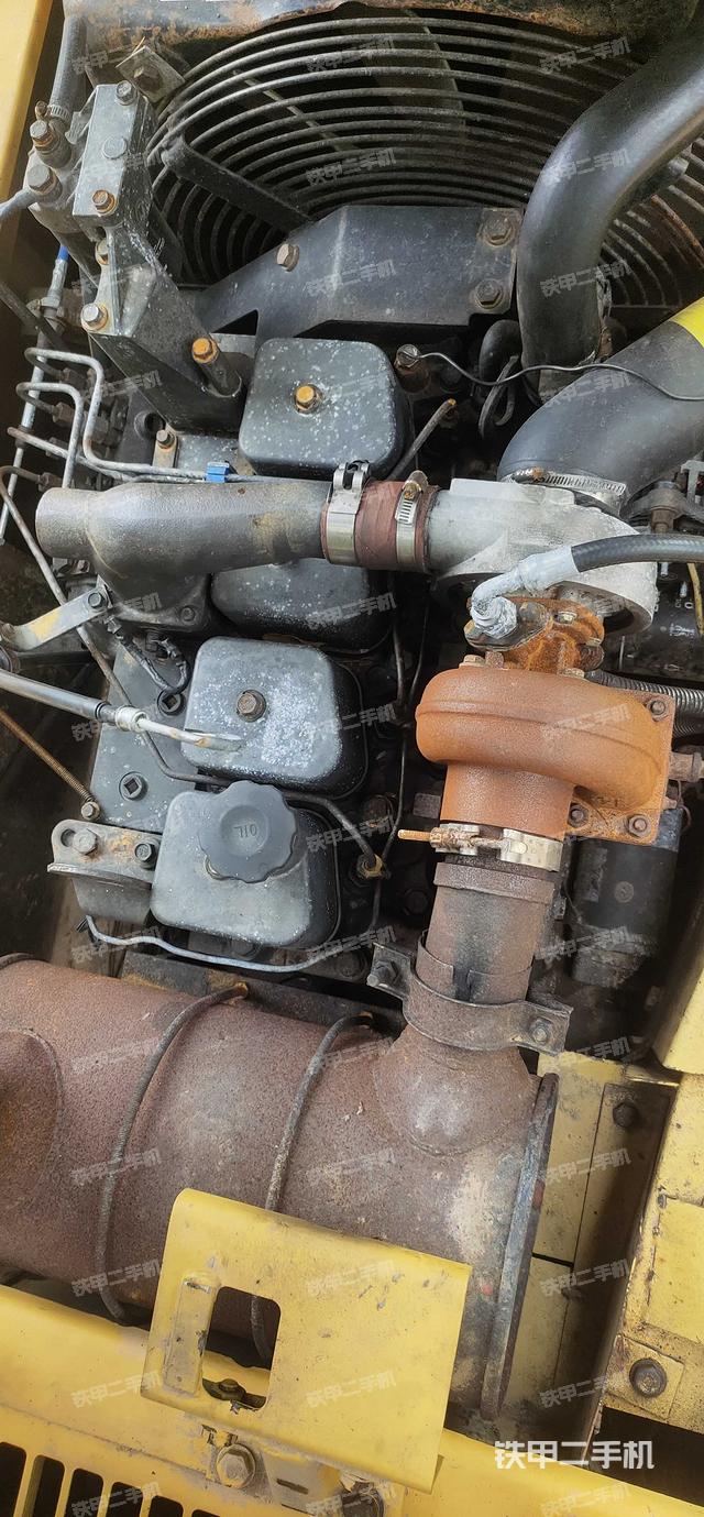 发动机整体俯视（整机外观）