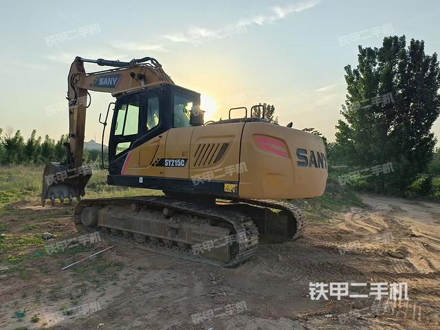 驾驶室顶部（整机外观）