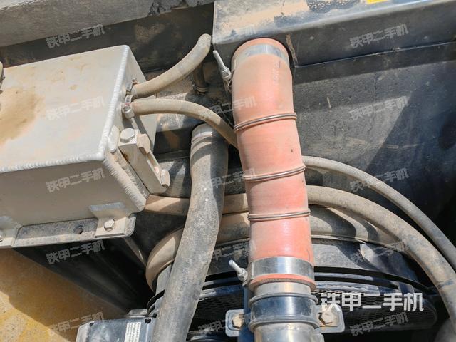 水箱+風(fēng)扇特寫(上車部件) 水箱+風(fēng)扇特寫(上車部件)
