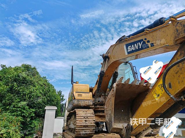 右前45(整機(jī)外觀) 右前45(整機(jī)外觀)