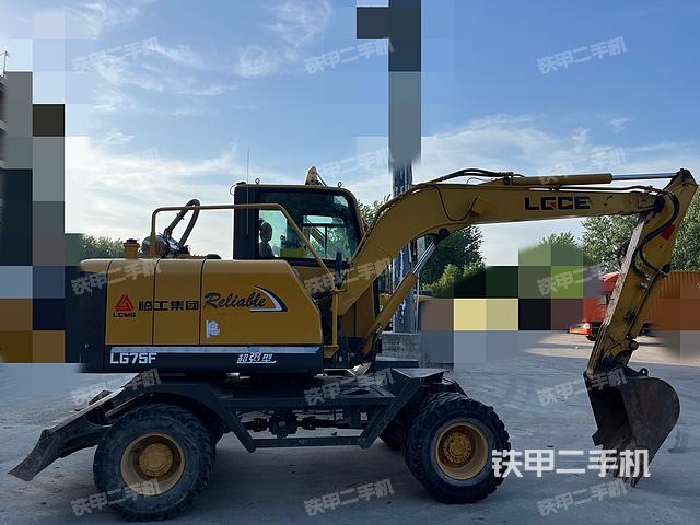 单侧履带整体（整机外观）