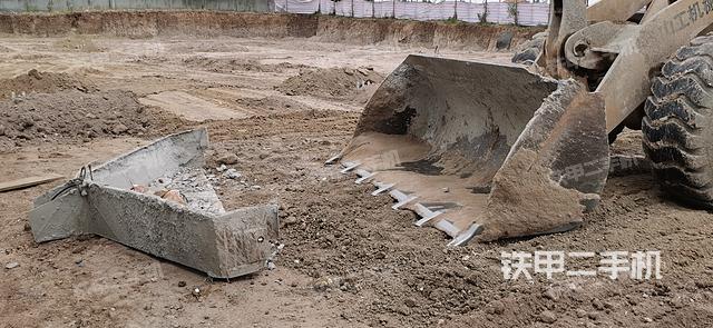 工作装置整体（整机外观及大件）