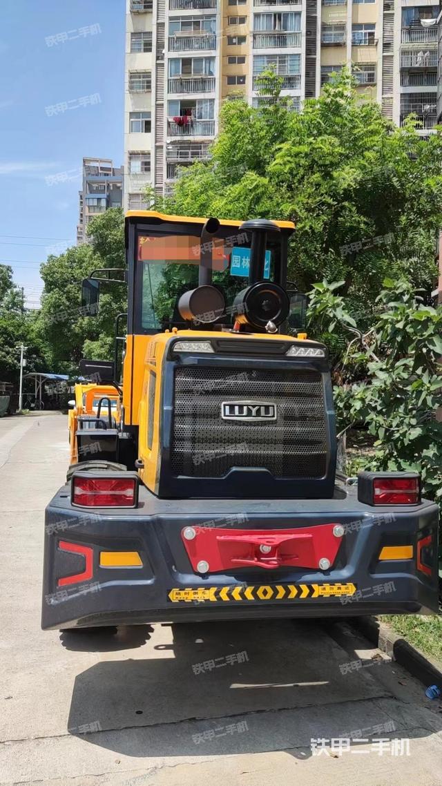 整机右后45°（整机外观及大件）