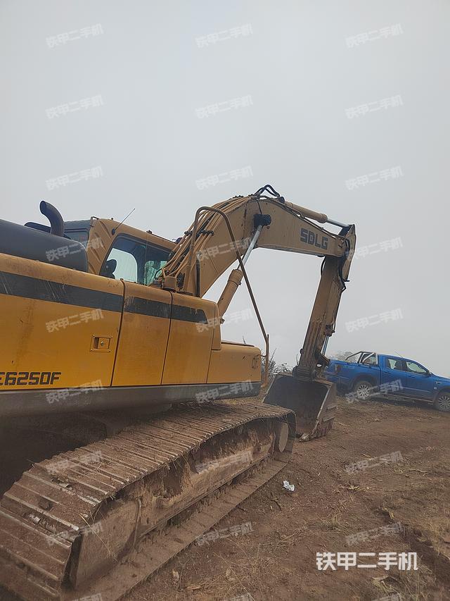 整机右后45°（整机外观）