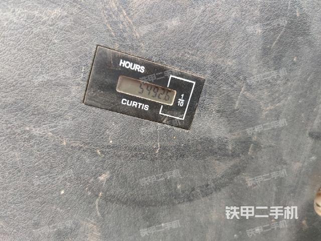 小時表(駕駛室部分) 小時表(駕駛室部分)