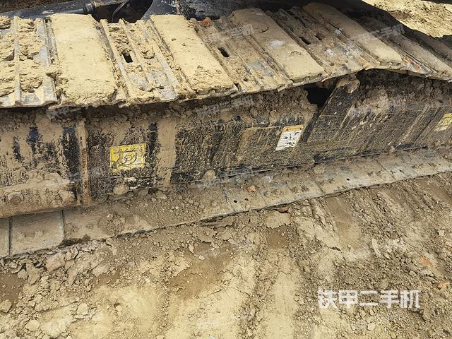 单侧履带整体（整机外观）