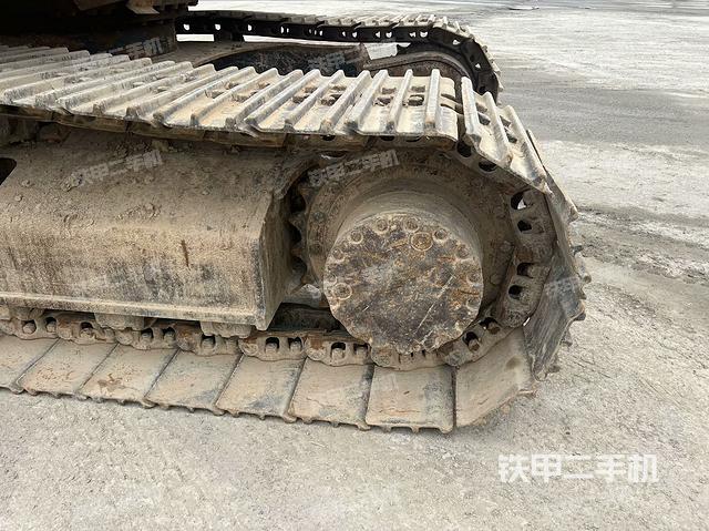 单侧履带整体（整机外观）