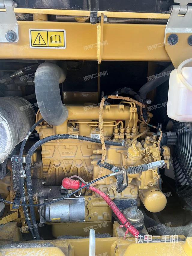 发动机整体俯视（整机外观）