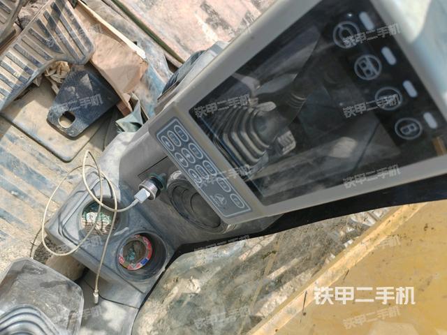顯示屏?(駕駛室部分) 顯示屏?(駕駛室部分)