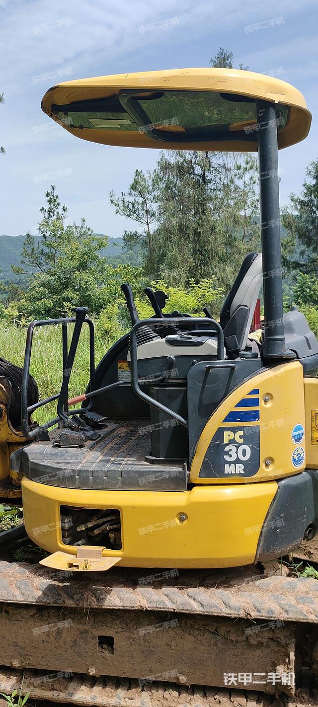 驾驶室整体（整机外观）