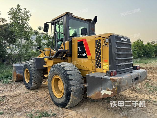 工作装置整体（整机外观及大件）