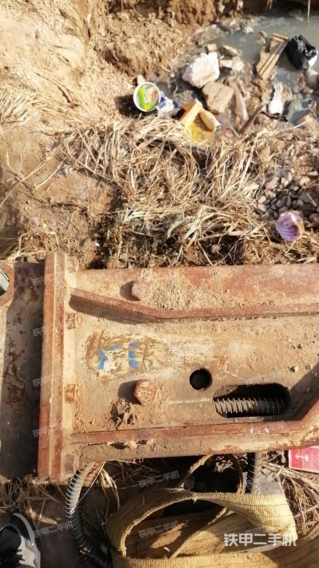 整机右后45°（设备外观及核心部件）