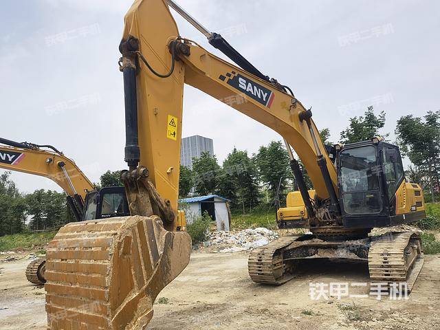 三一重工SY245H挖掘機