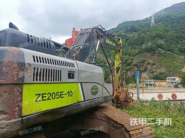 整机右后45°（整机外观）