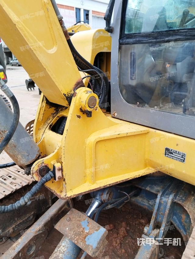 小臂整體左后（工作和回轉(zhuǎn)裝置）