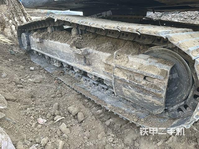 单侧履带整体（整机外观）