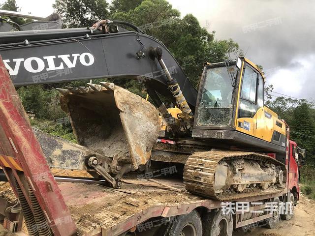 单侧履带整体（整机外观）