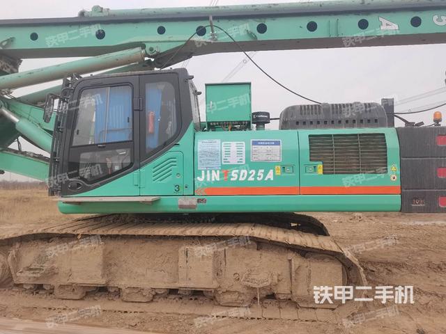 整机右后45°（设备外观及核心部件）