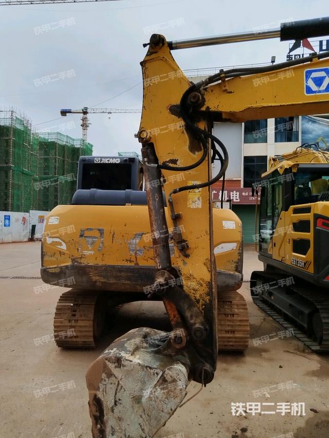 鏟斗右后整體（工作和回轉(zhuǎn)裝置）