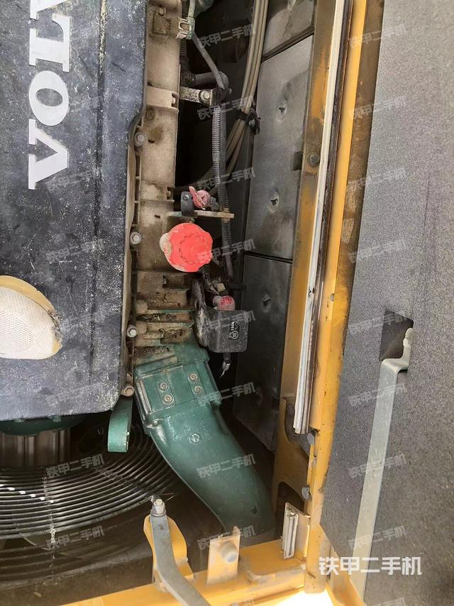 发动机整体俯视（整机外观）