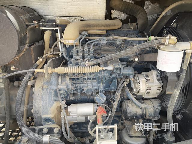 发动机整体俯视（整机外观）