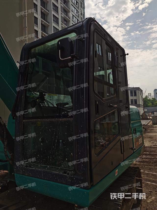 驾驶室整体（整机外观）