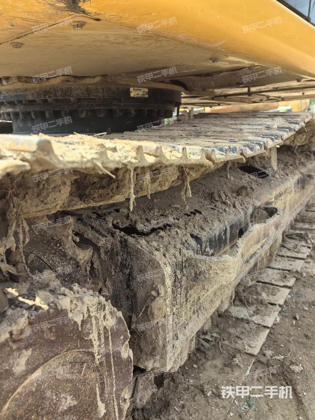 单侧履带整体（整机外观）