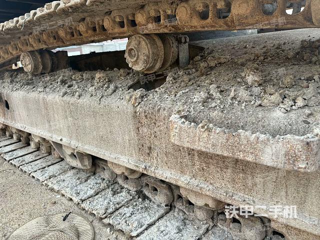 单侧履带整体（整机外观）