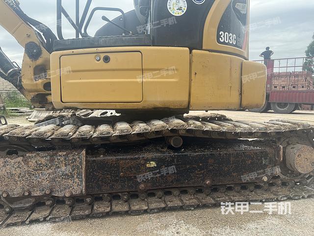 单侧履带整体（整机外观）