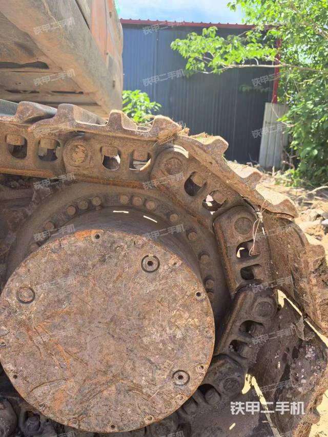 单侧履带整体（整机外观）