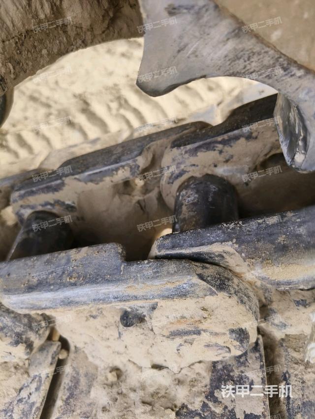 左侧行走马达盖板（行走机构）